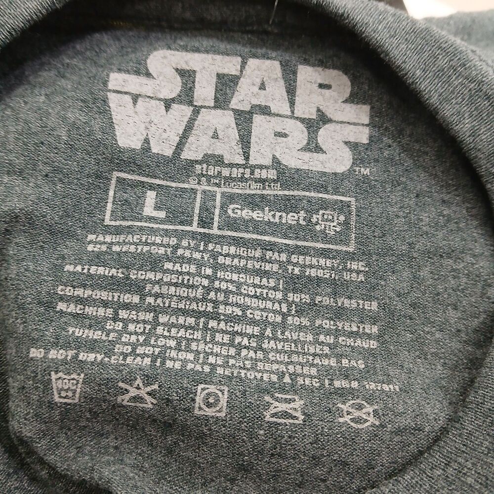 Star Wars The Mandalorian Baby Yoda Grogu The Child Graphic Tee T-Shirt Large - Picture 7 of 8